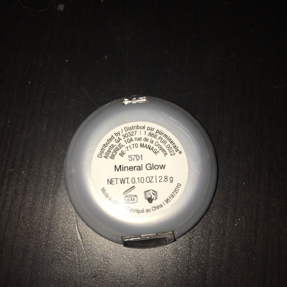 Pür Baked Bronzer - Picture 2 of 3